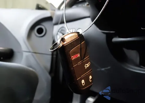 2016 Dodge Challenger R/T z USA, uszkodzony, nr VIN 2C3CDZBT3GH316581